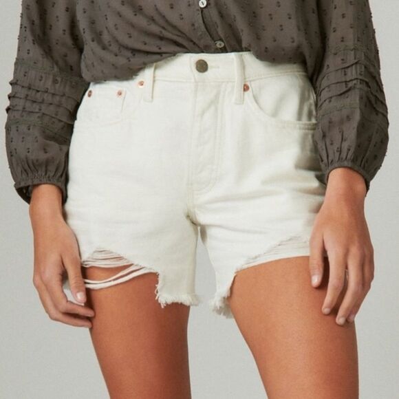 NWT Lucky Brand 90s High Rise Midi Jean Short White Distressed Denim Size 32 NEW